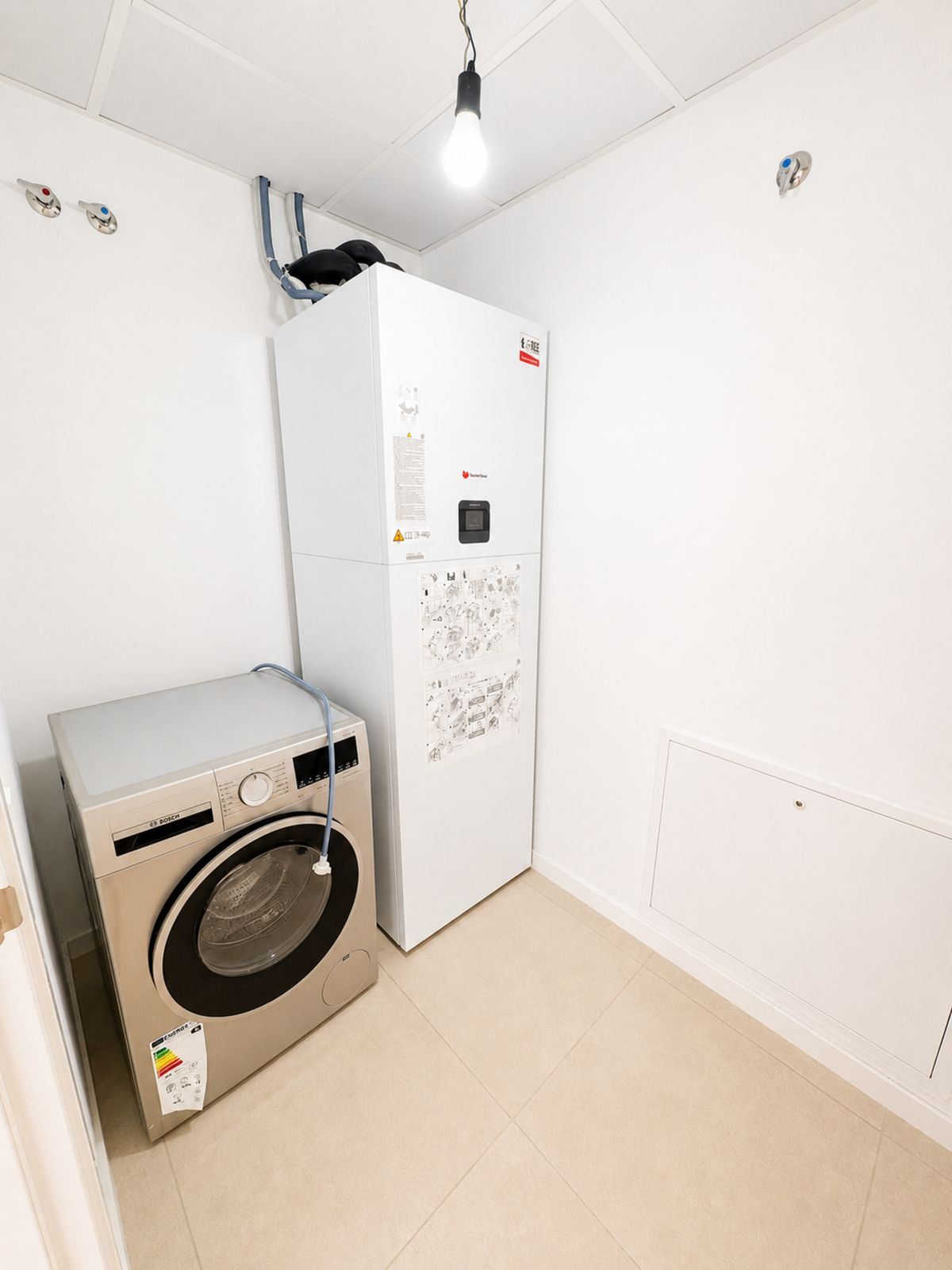 2 Bedroom Apartment in Torremolinos - Photo 9