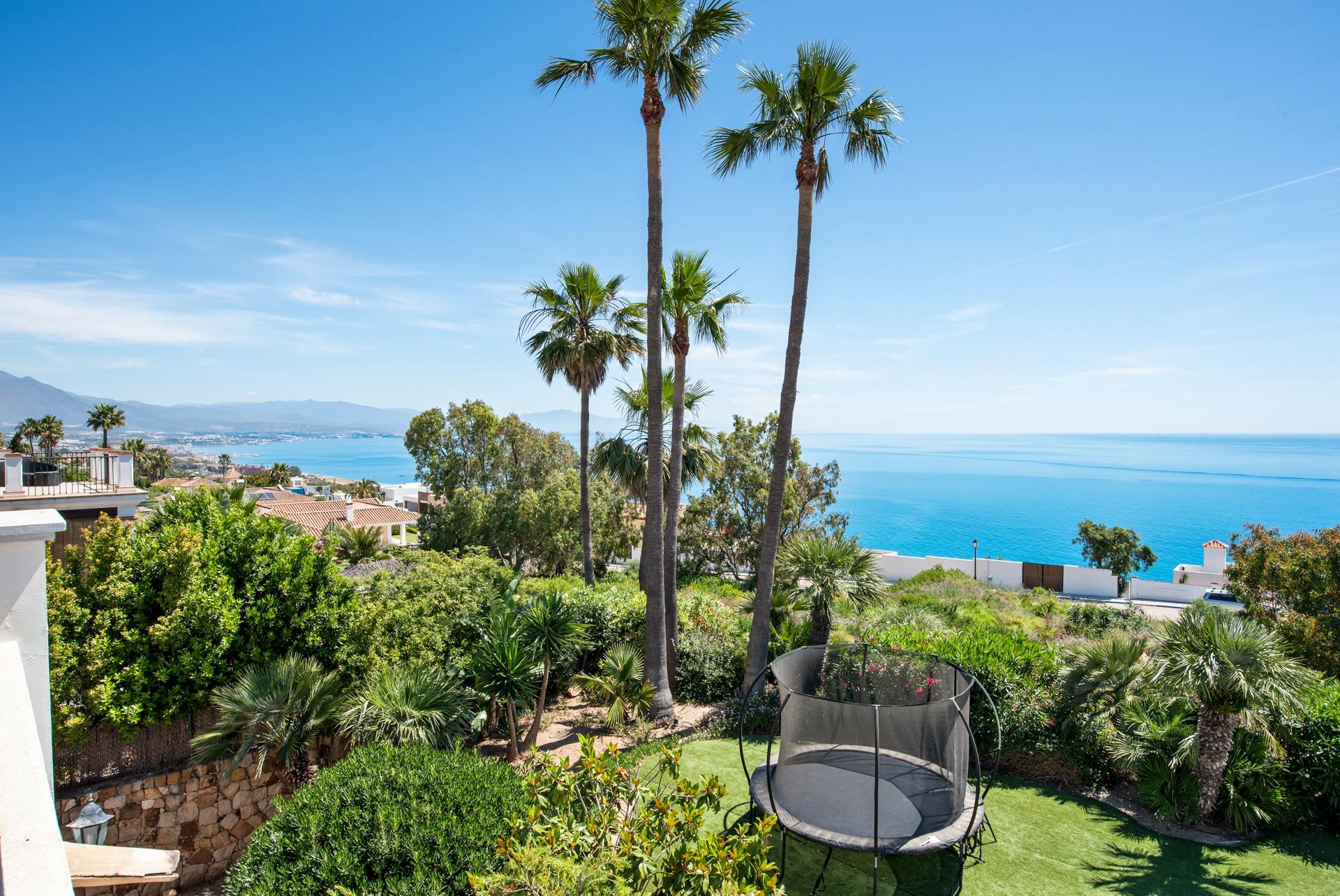 4 Bedroom Villa in Manilva - Photo 10