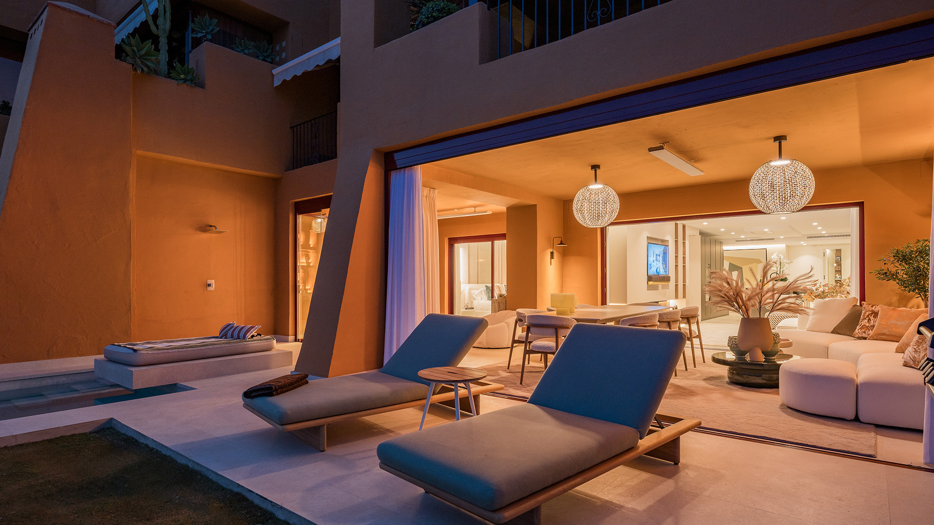 4 Bedroom Apartment in Estepona - Photo 17