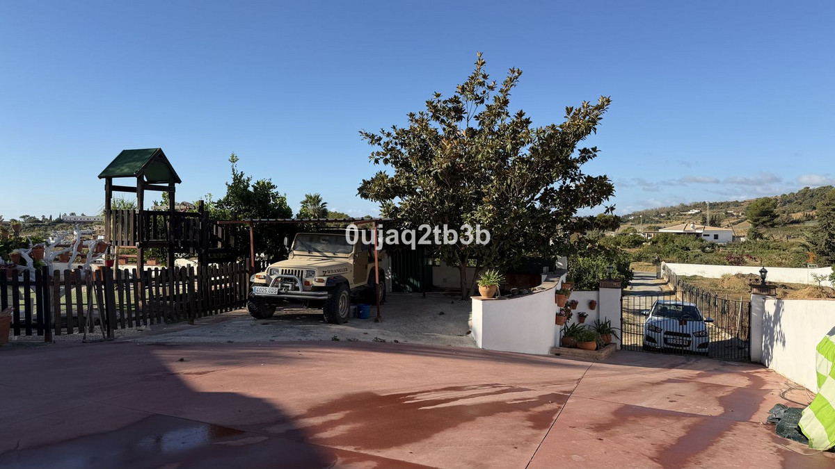 6,711 m² Plot in Estepona - Photo 12