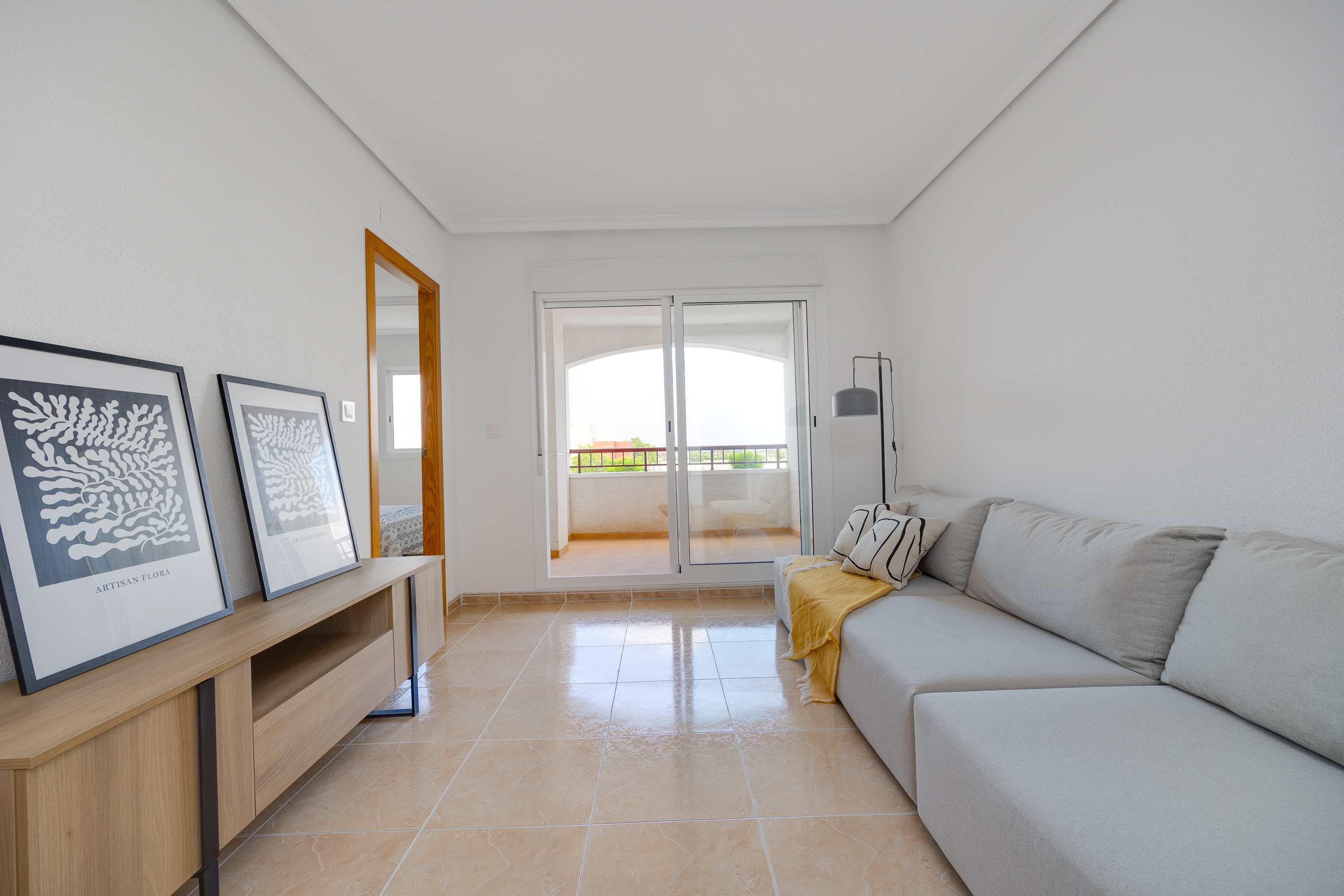 Apartamento com 2 quartos com piscina em Alicante, Espanha – Foto 11