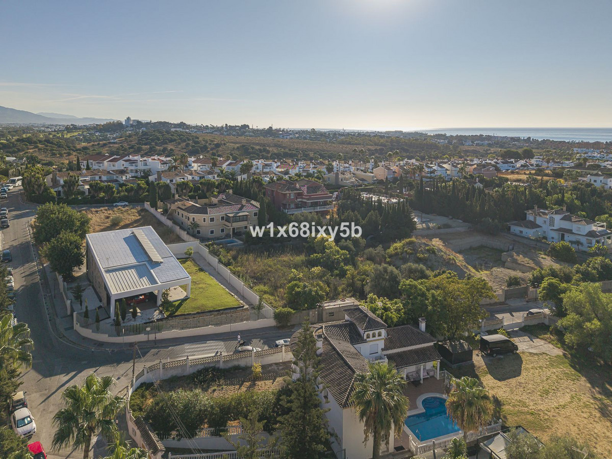 1,213 m² Plot in Estepona - Photo 4