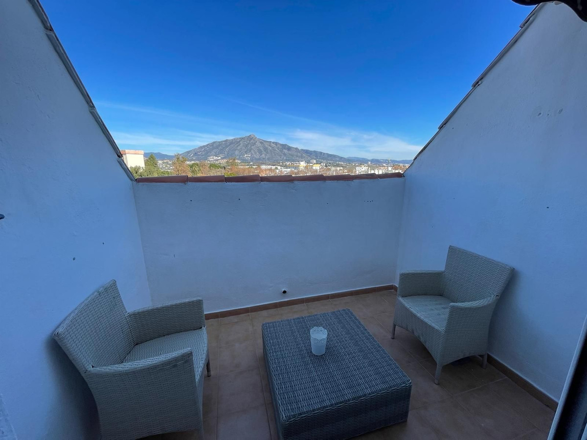 2 Bedroom Penthouse in San Pedro de Alcántara