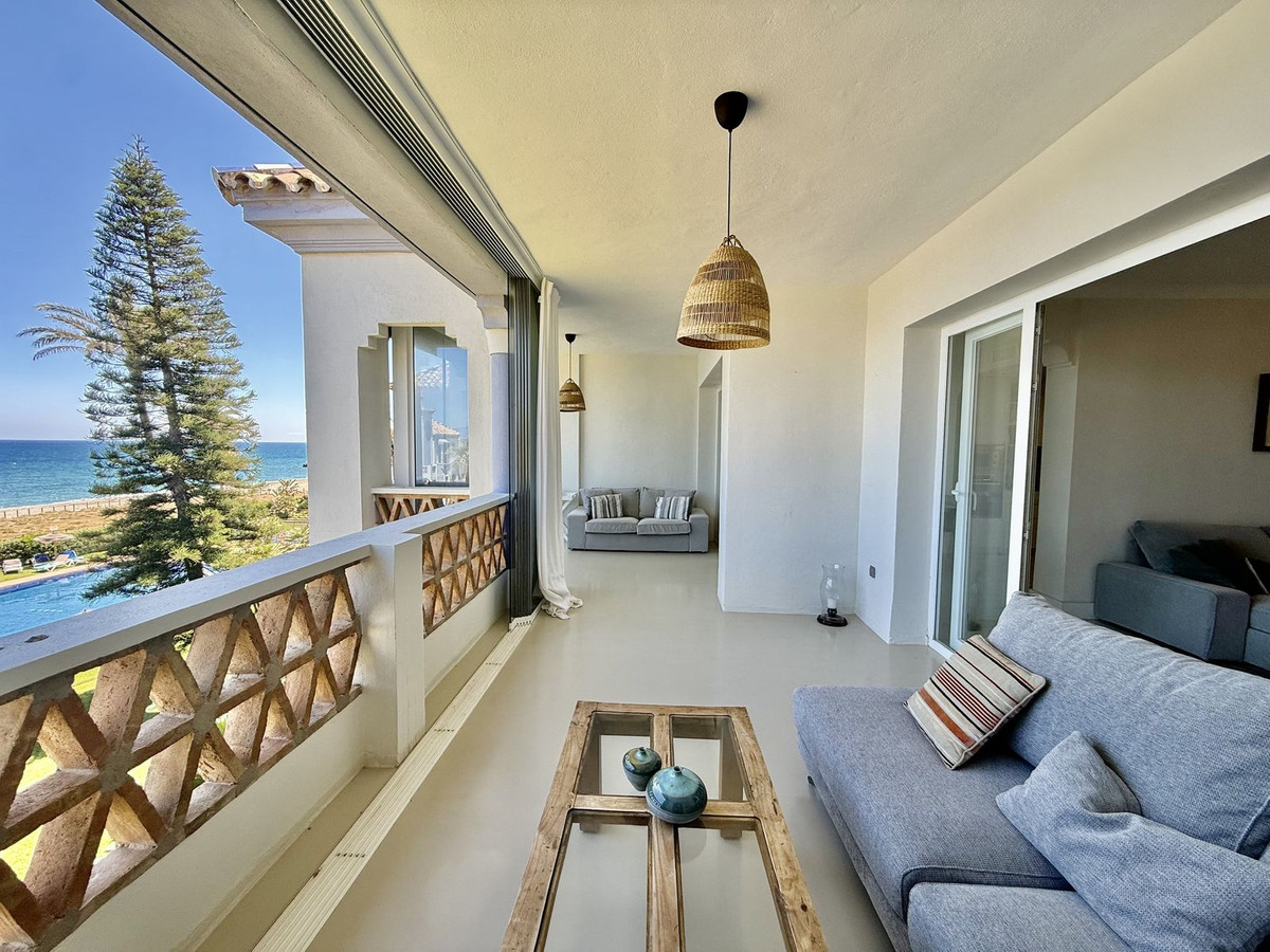 3 Bedroom Penthouse in Casares - Photo 20