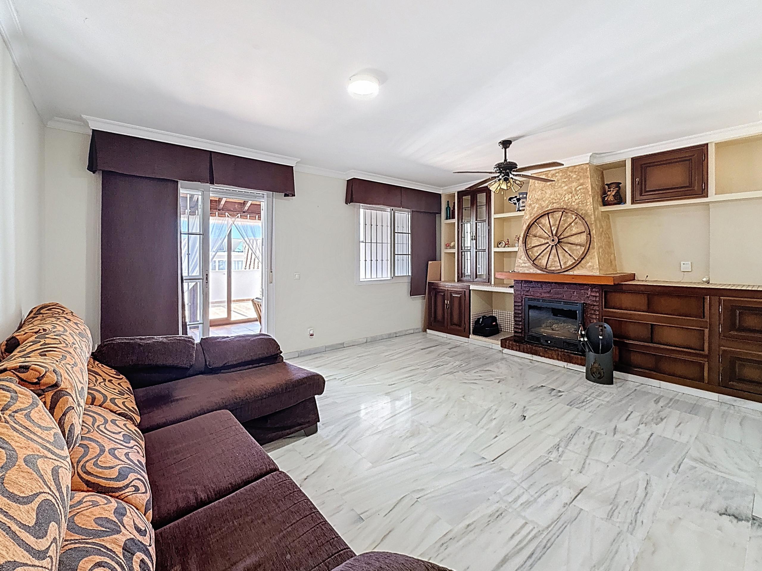 4 Bedroom Villa in Fuengirola - Photo 6