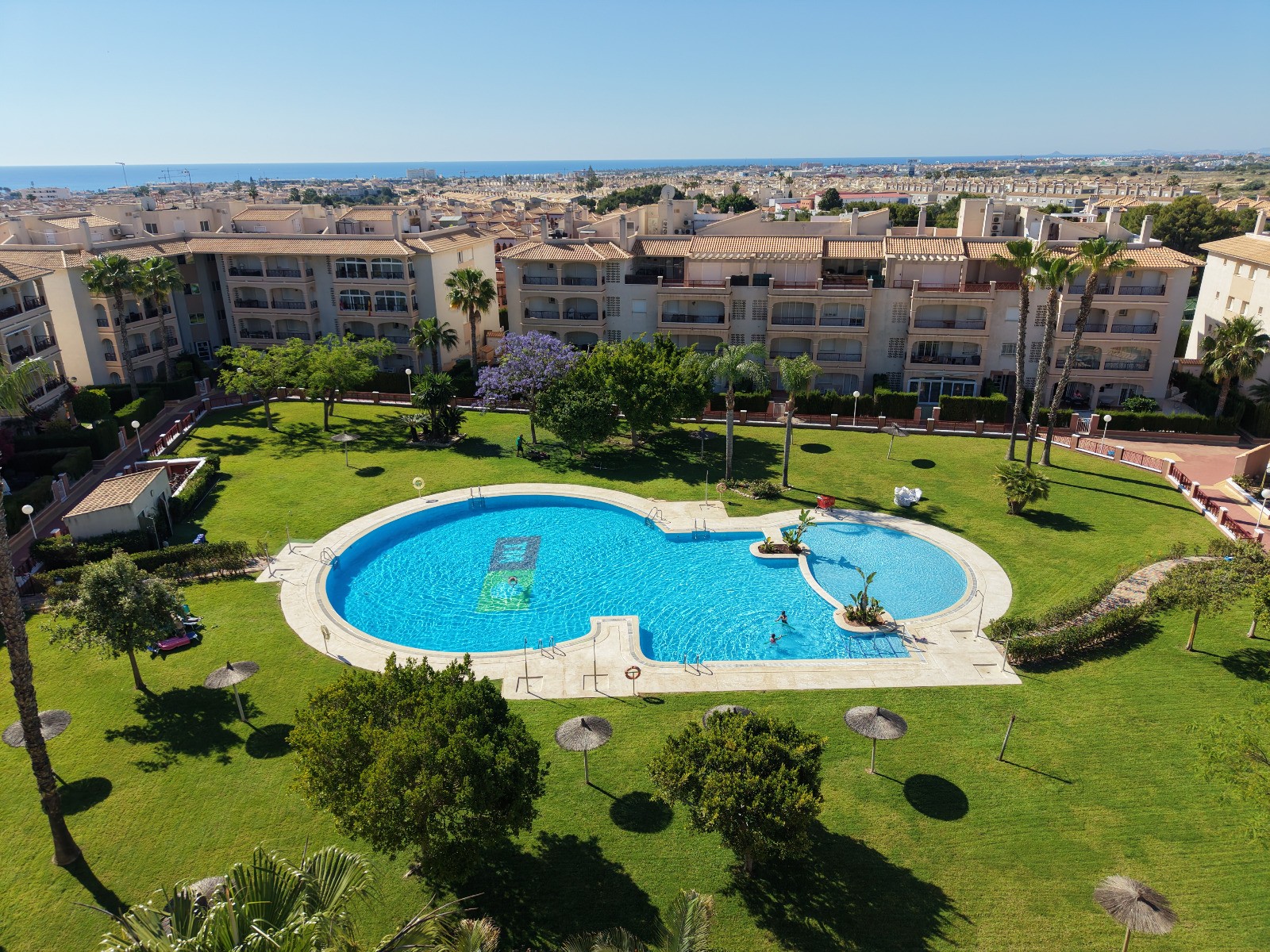 Moradia com 3 quartos com piscina em Alicante, Espanha – Foto 1