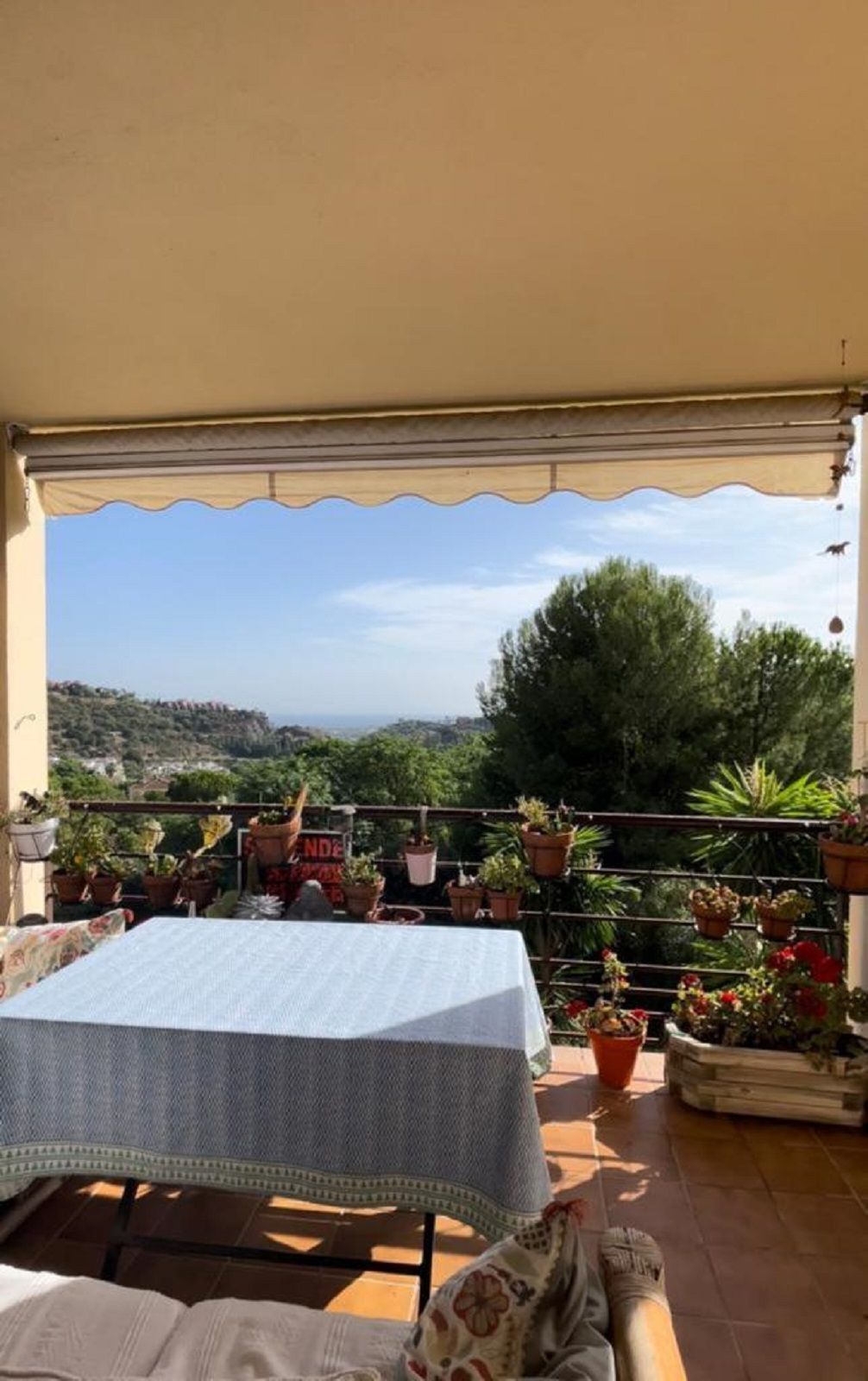 3 Bedroom Apartment in Benahavís - Photo 9