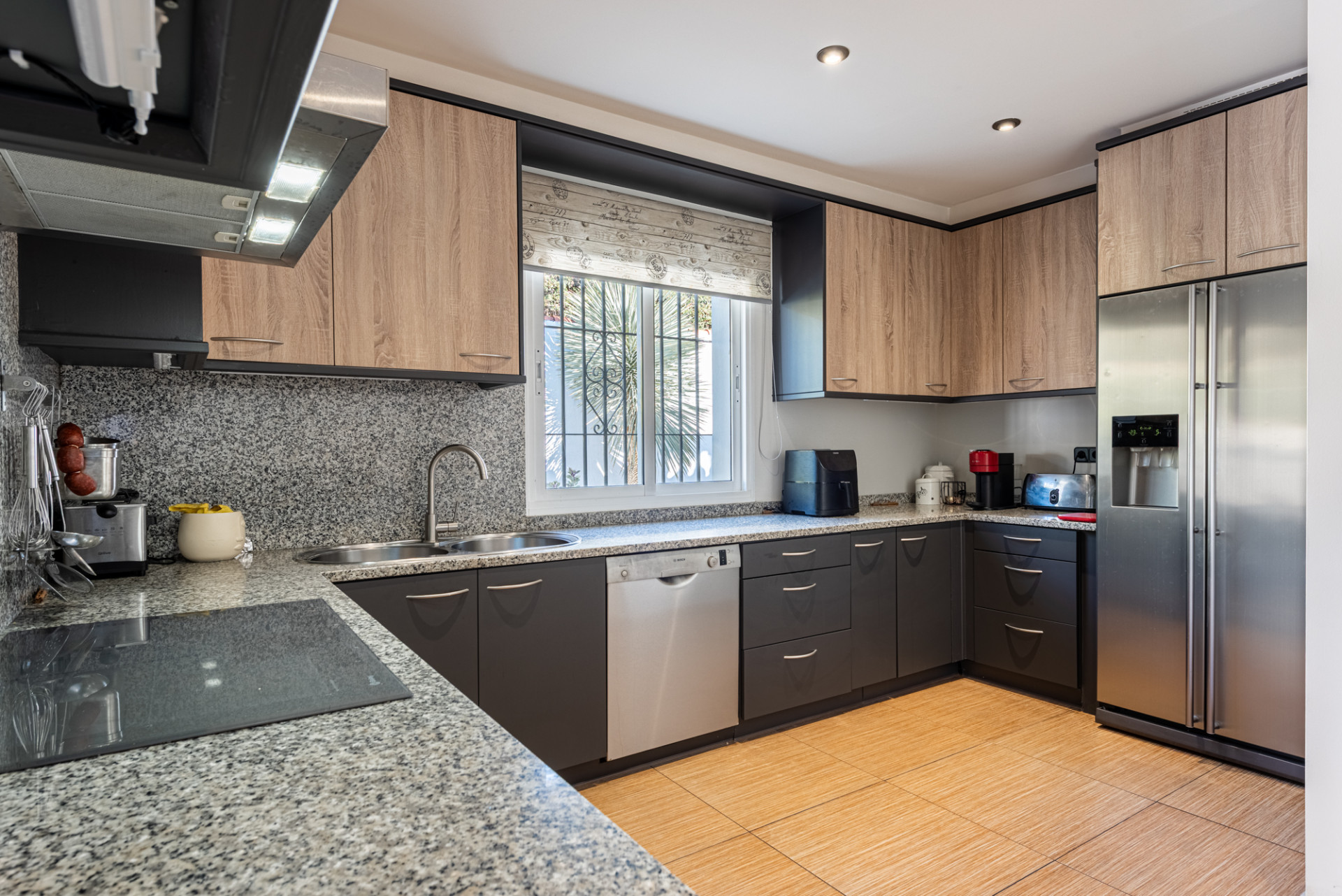 3 Bedroom Villa in Marbella - Photo 8