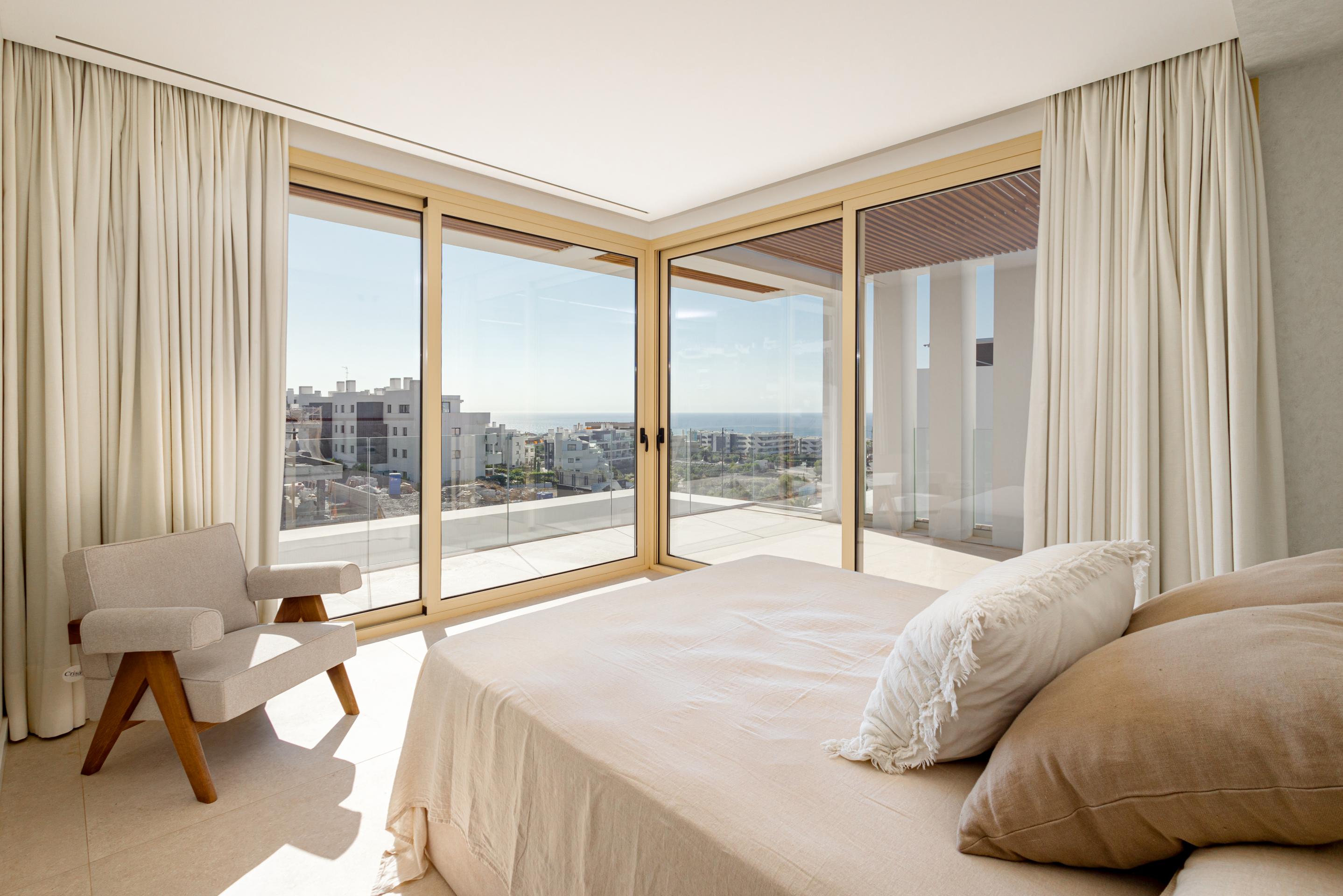 5 Bedroom Villa in Fuengirola - Photo 18
