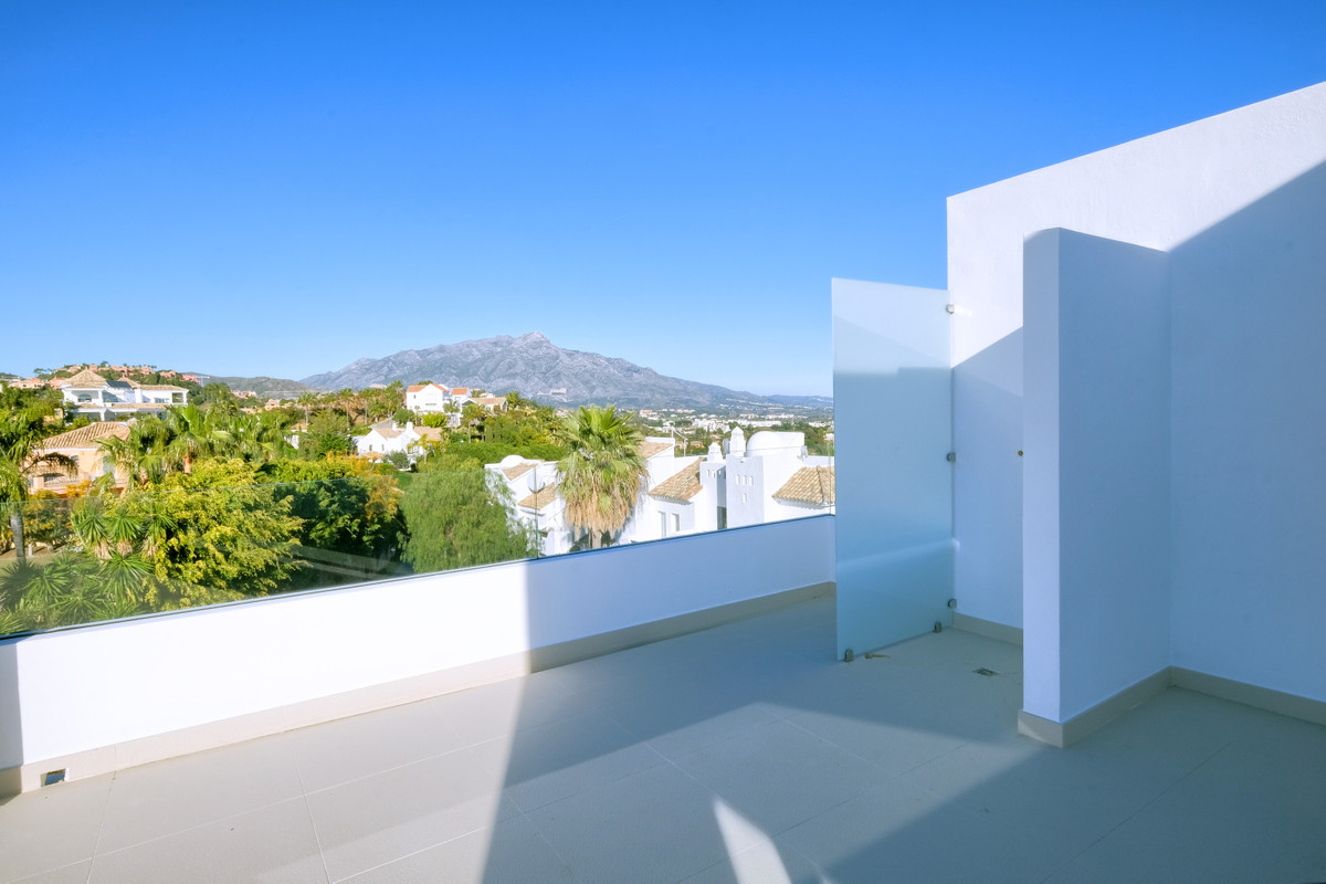 4 Bedroom Villa in Benahavís - Foto 30