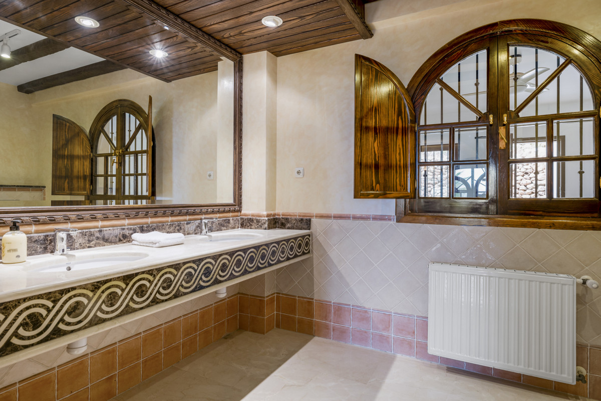 13 Bedroom Villa in Alhaurín el Grande - Foto 32