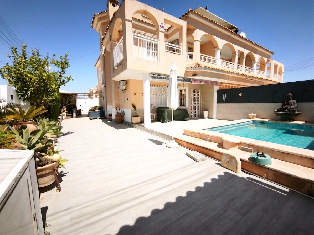 Moradia com 4 quartos com piscina em Múrcia, Espanha – Foto 1