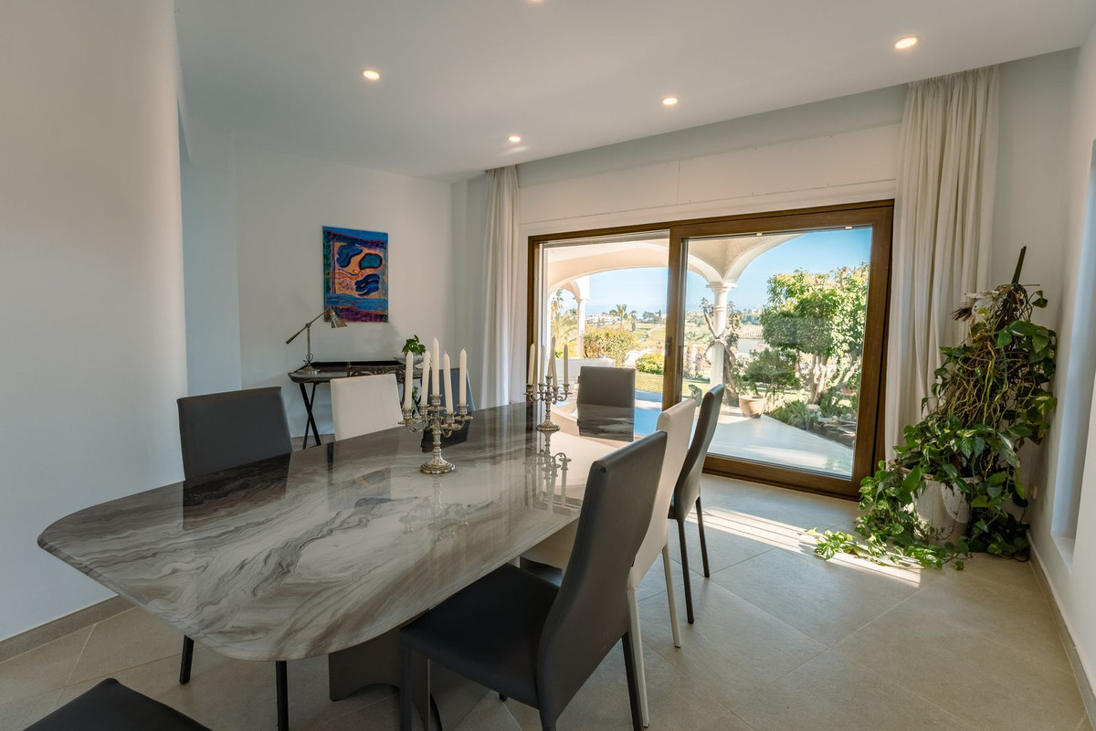 4 Bedroom Villa in Benahavís - Foto 27