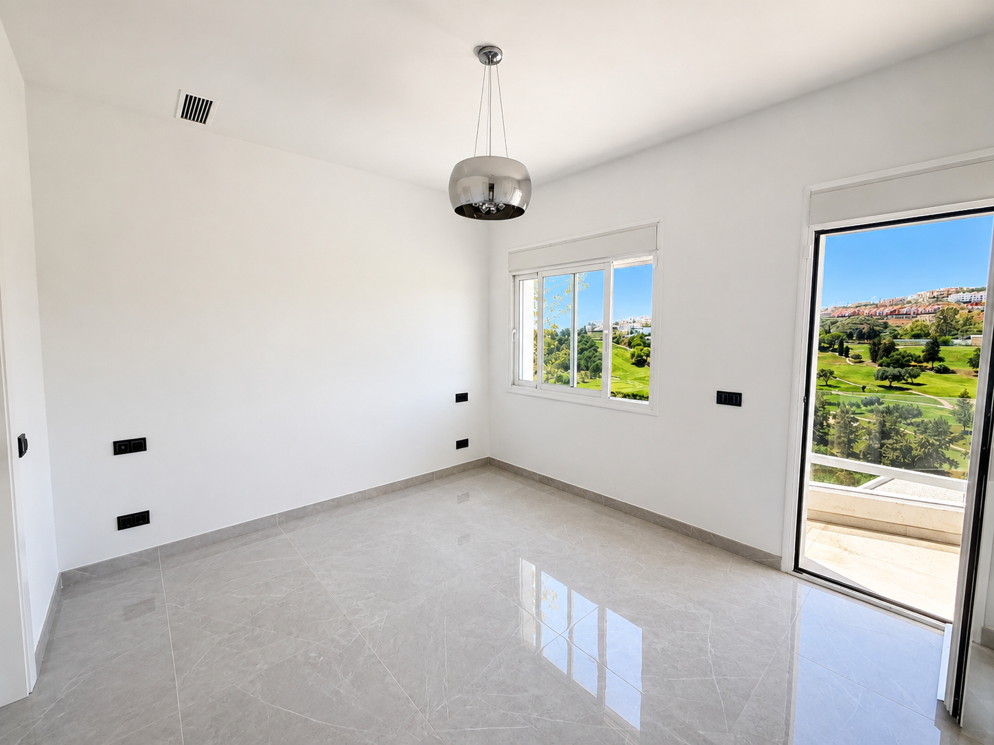 5 Bedroom Villa in Benahavís - Фото 16