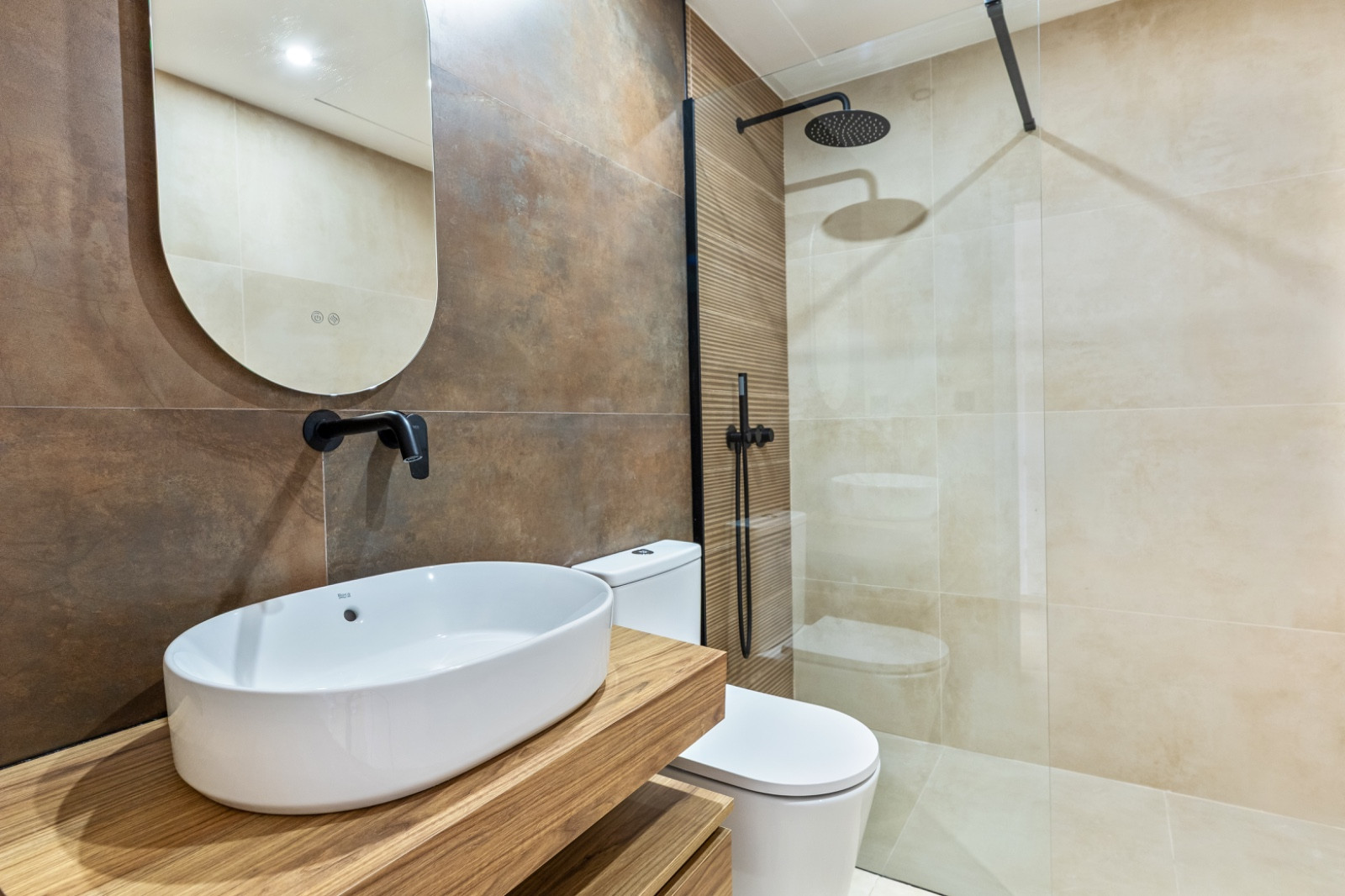 3 Bedroom Apartment in Marbella - Photo 16