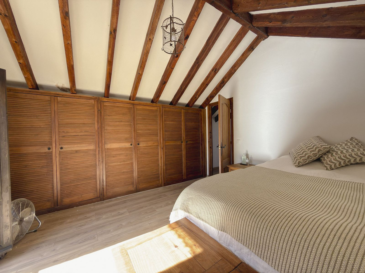 3 Bedroom Villa in Monda - Photo 16