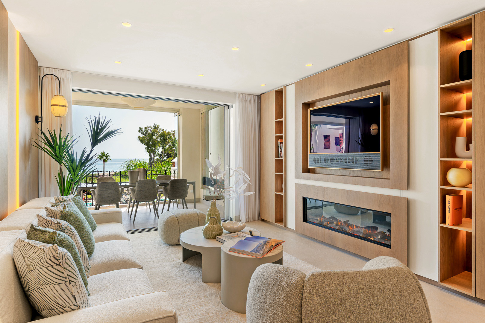 3 Bedroom Apartment in Estepona - Photo 10
