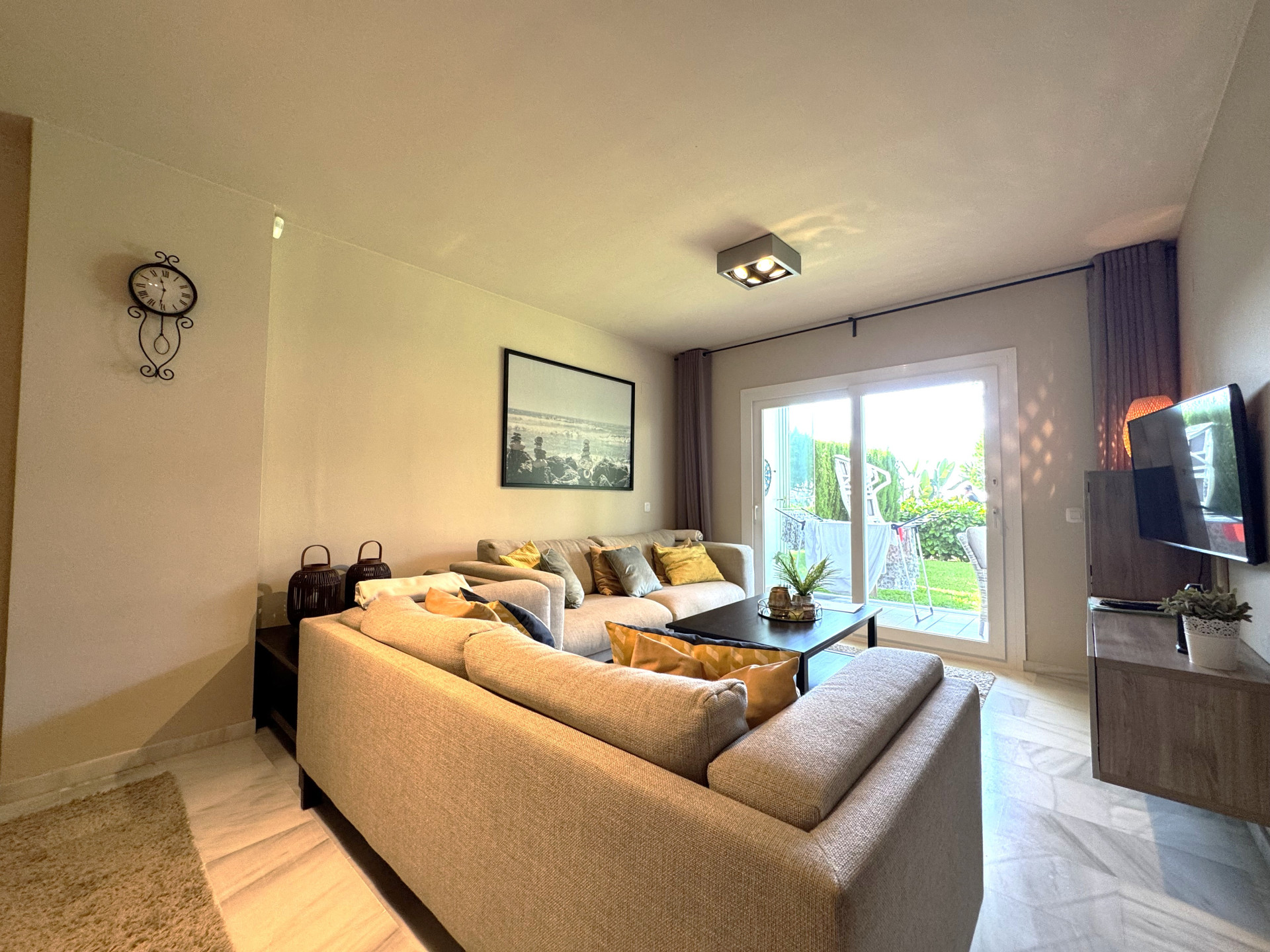 2 Bedroom Apartment in Mijas - Foto 7