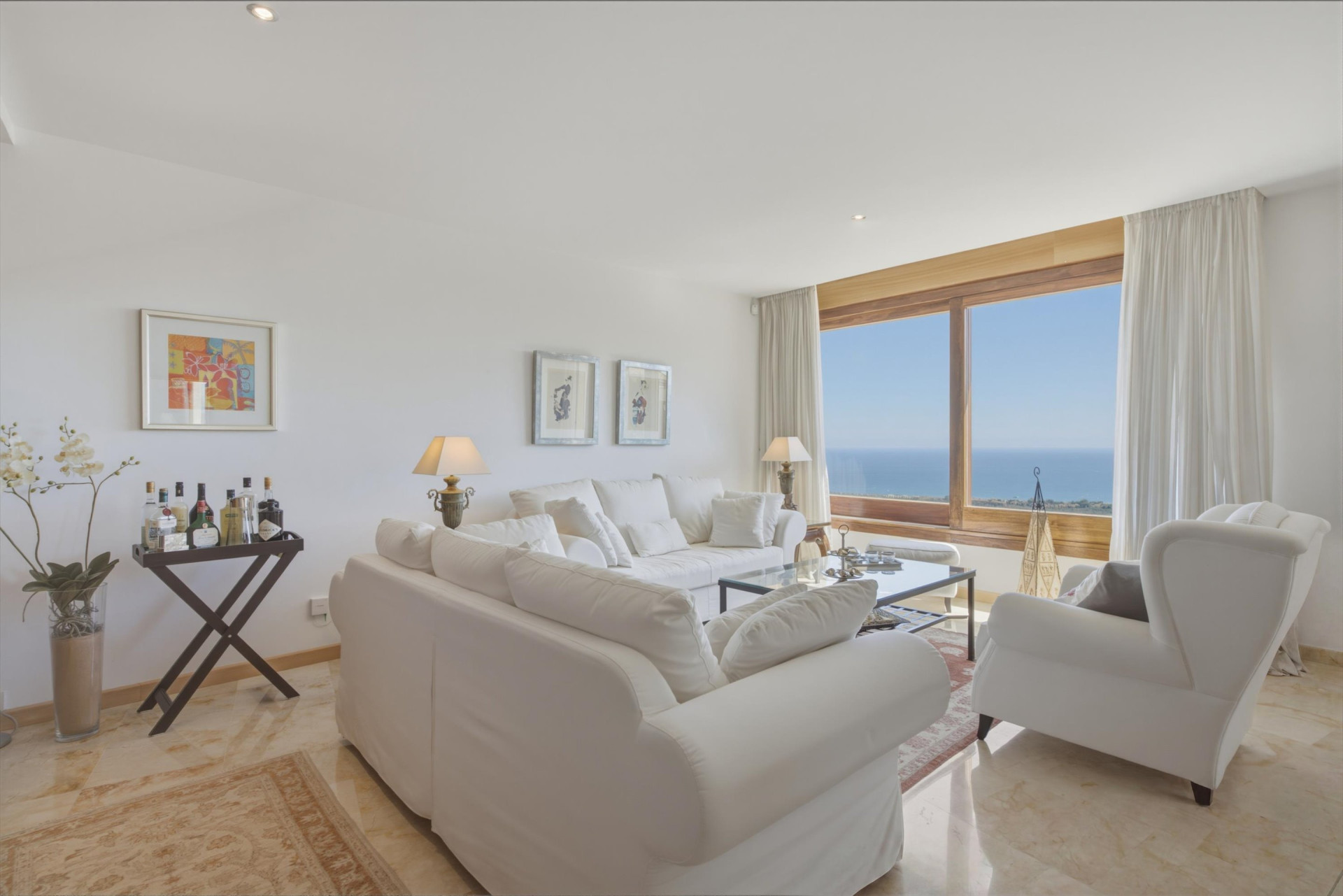 3 Bedroom Apartment in Marbella - Photo 4