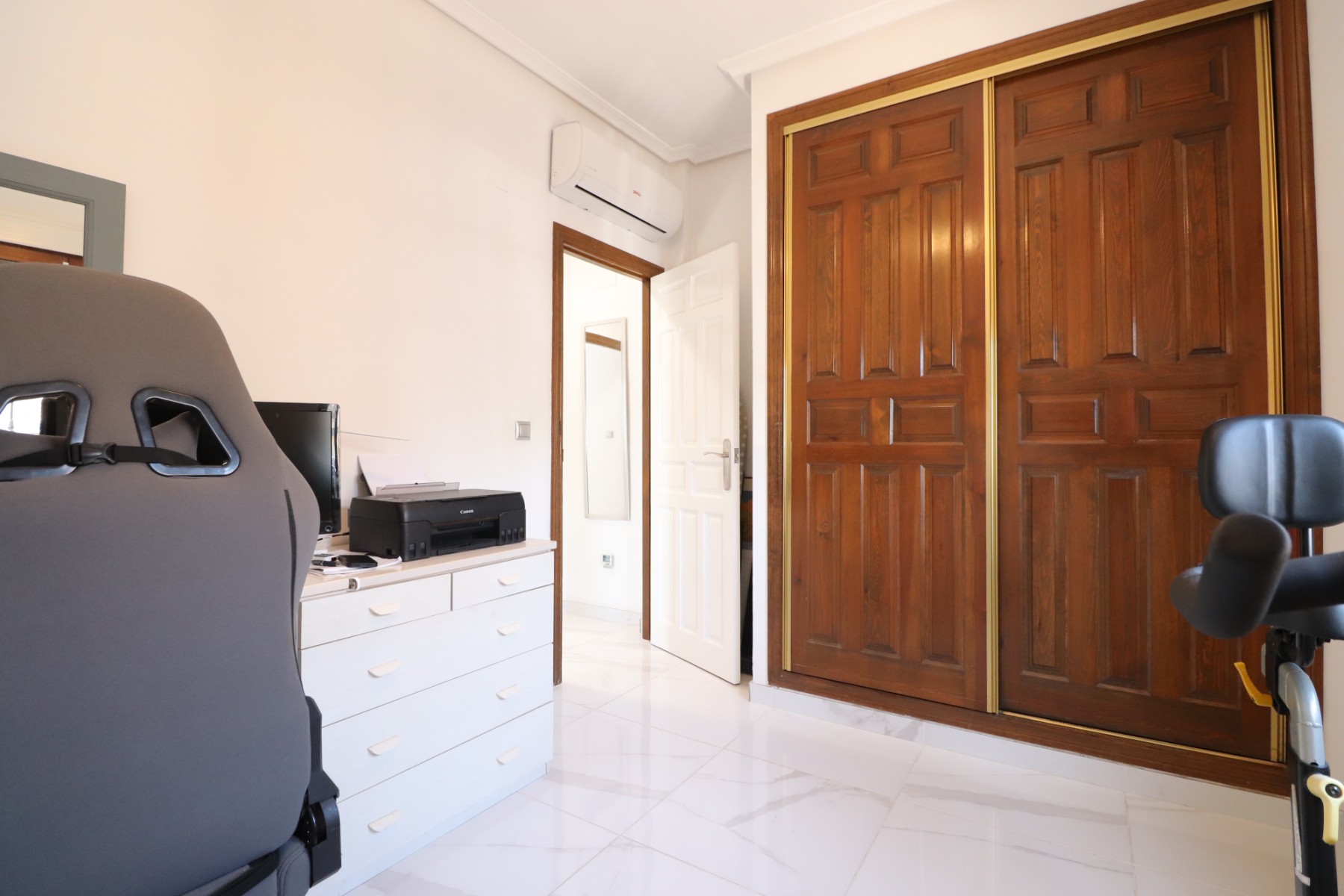 Villa con 3 camere con piscina a Alicante, Spagna – Foto 20