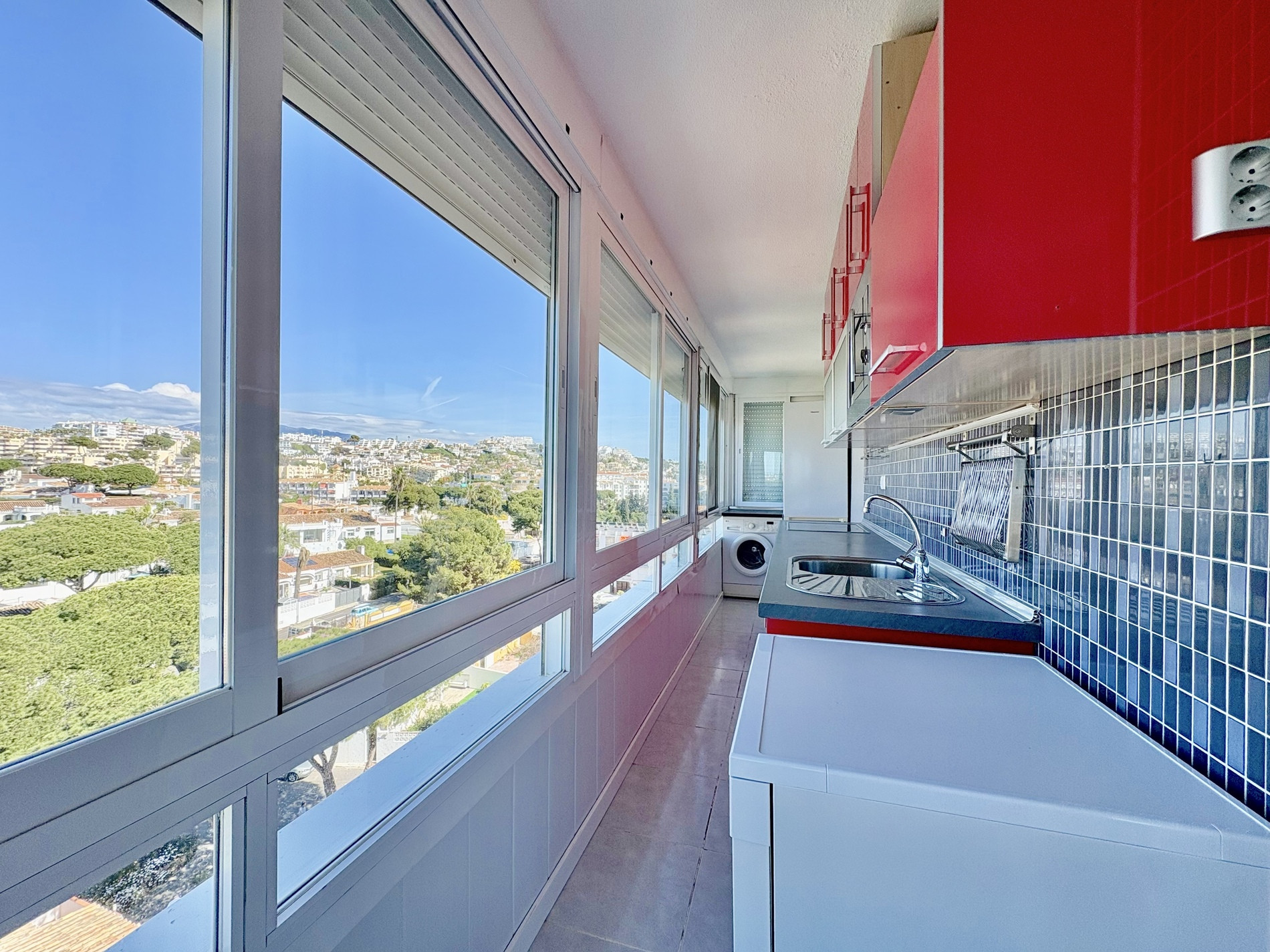 2 Bedroom Apartment in Mijas - Photo 2