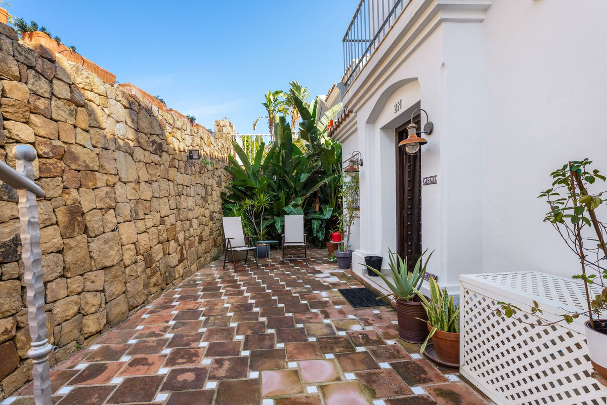3 Bedroom Townhouse in Marbella - Photo 16