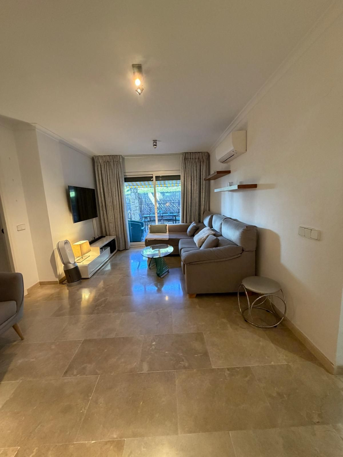 2 Bedroom Apartment in Marbella - Photo 5