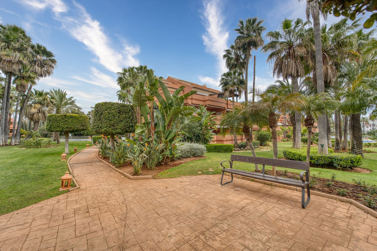 2 Bedroom Apartment in Marbella - Foto 18
