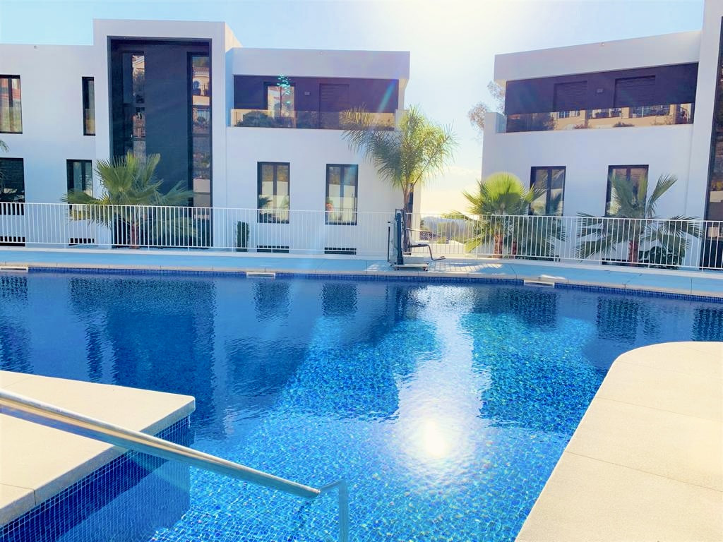 3 Bedroom Apartment in Marbella - Photo 9