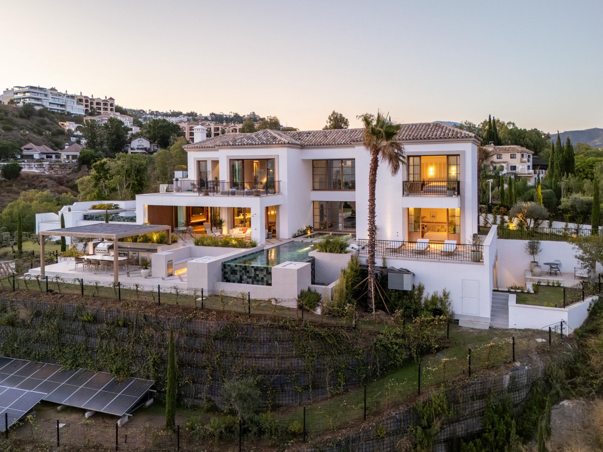 5 Bedroom Villa in Benahavís - Foto 4
