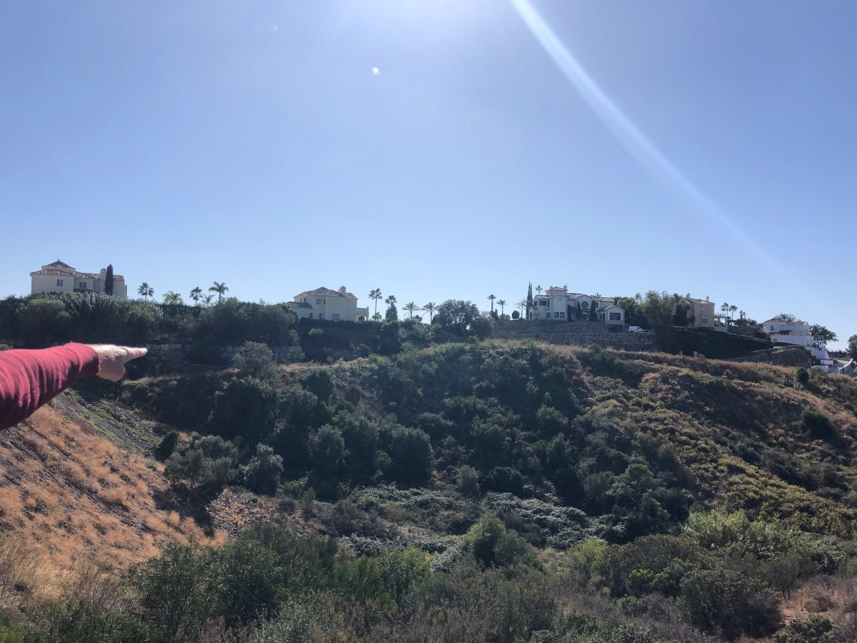 4,281 m² Plot in Estepona - Photo 3