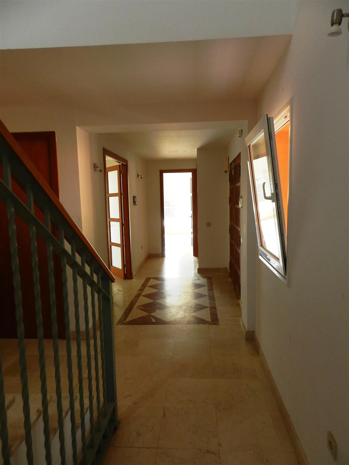 4 Bedroom Villa in Sotogrande - Photo 5