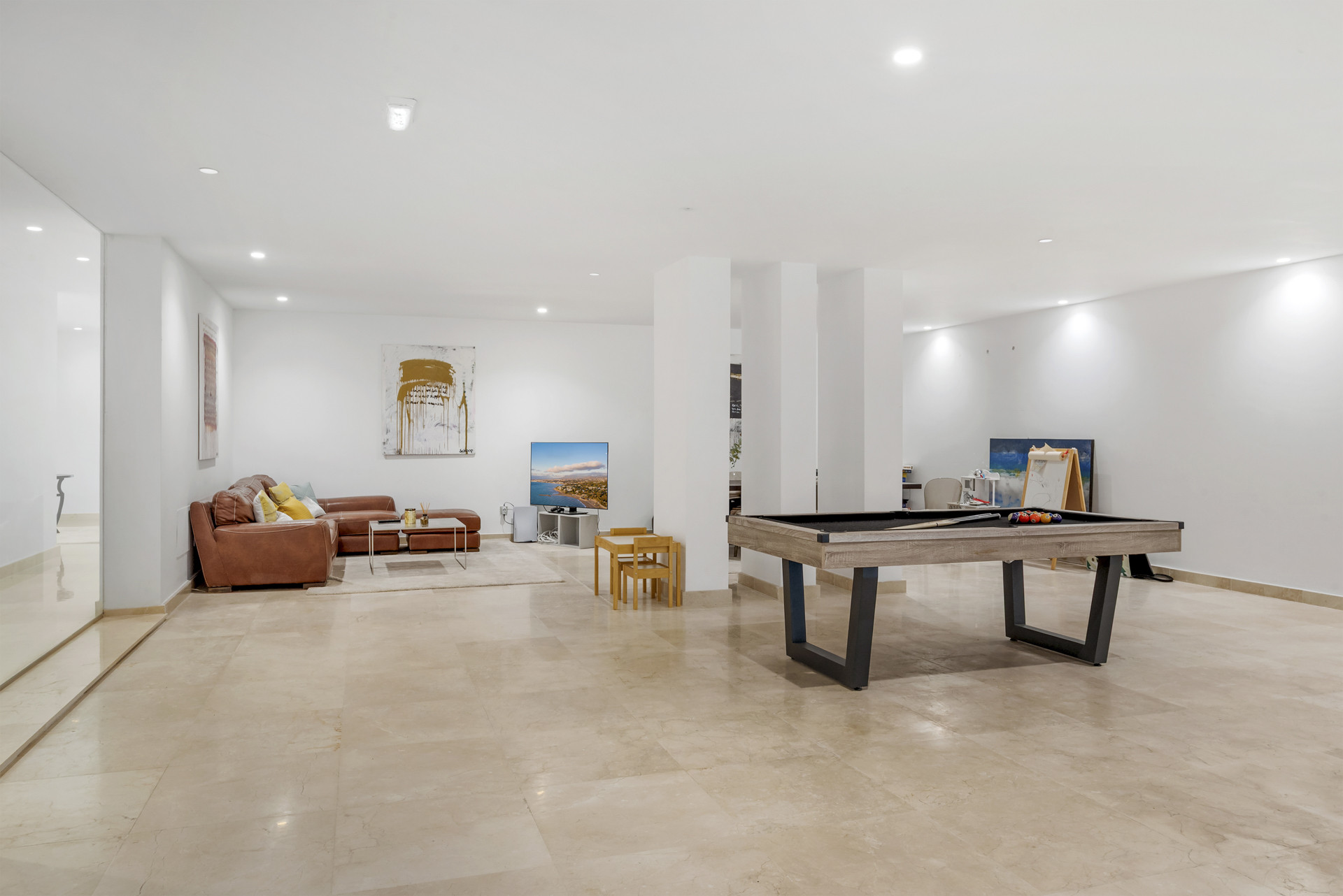 5 Bedroom Villa in Benahavís - Foto 36
