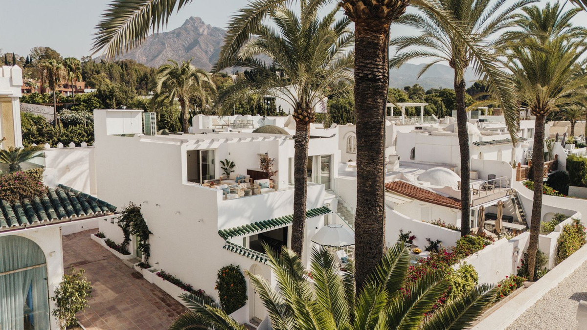 3 Bedroom Villa in Marbella - Photo 28