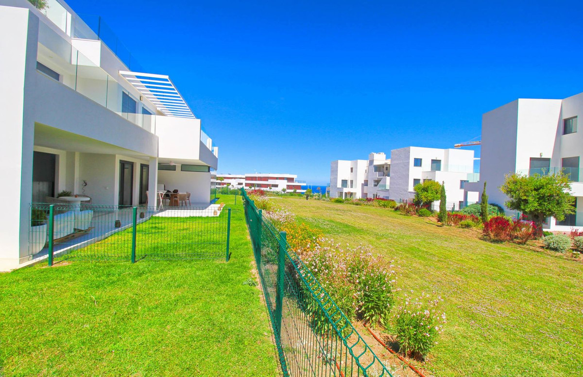 3 Bedroom Apartment in Casares - Photo 25