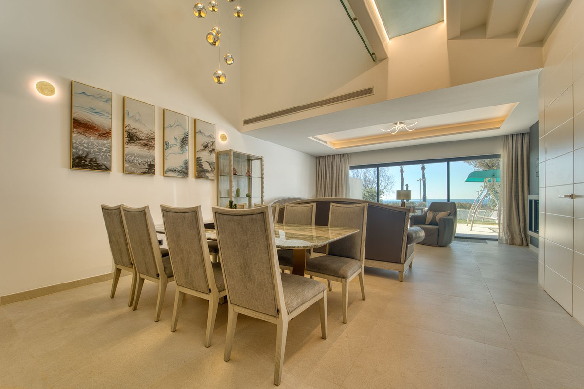 3 Bedroom Townhouse in Estepona - Foto 5