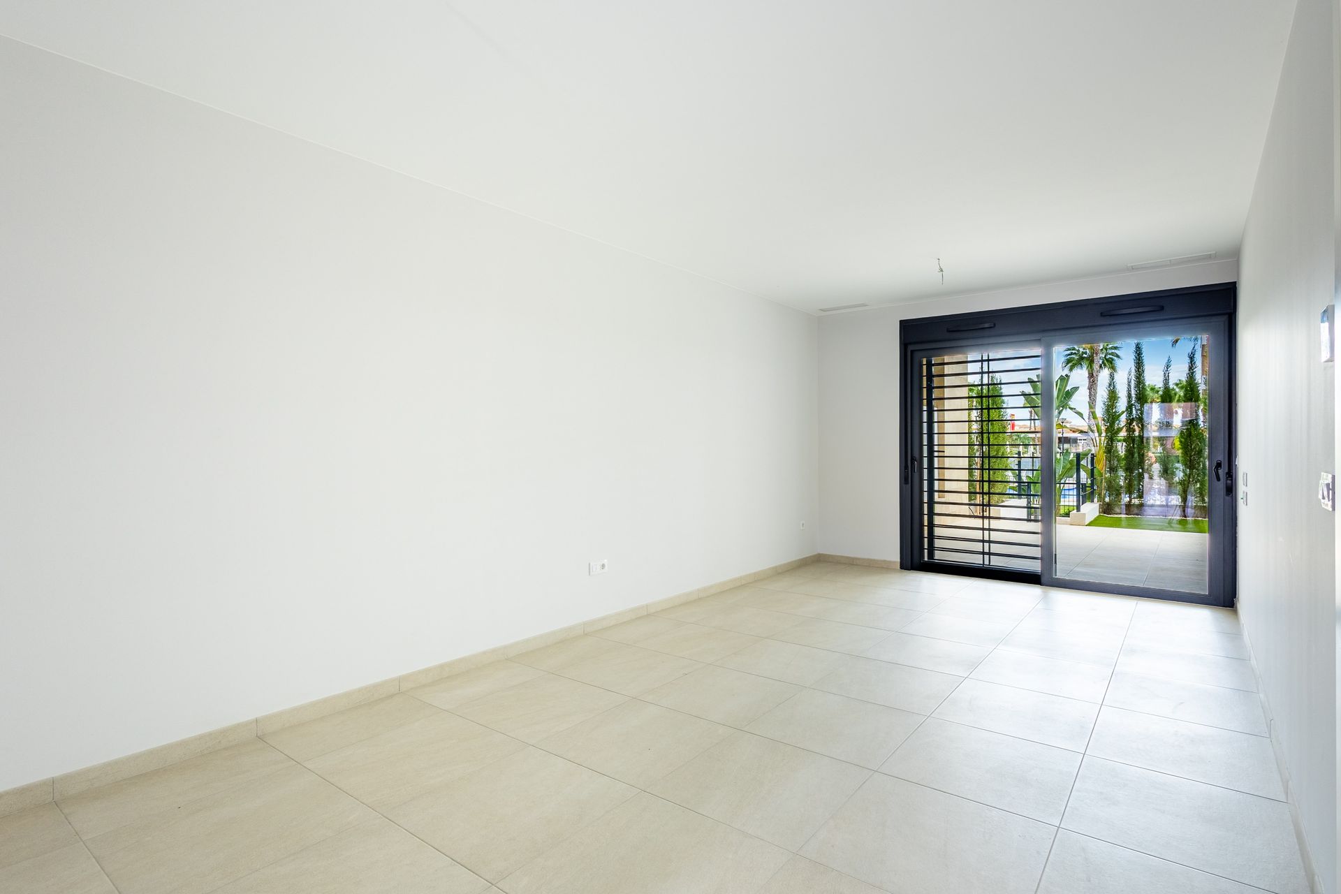 Apartamento com 3 quartos com piscina em Alicante, Espanha – Foto 27