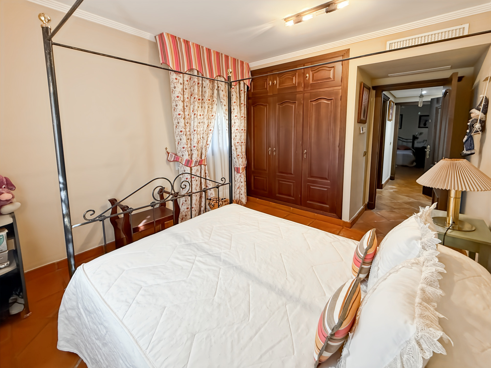 5 Bedroom Villa in Mijas - Photo 21