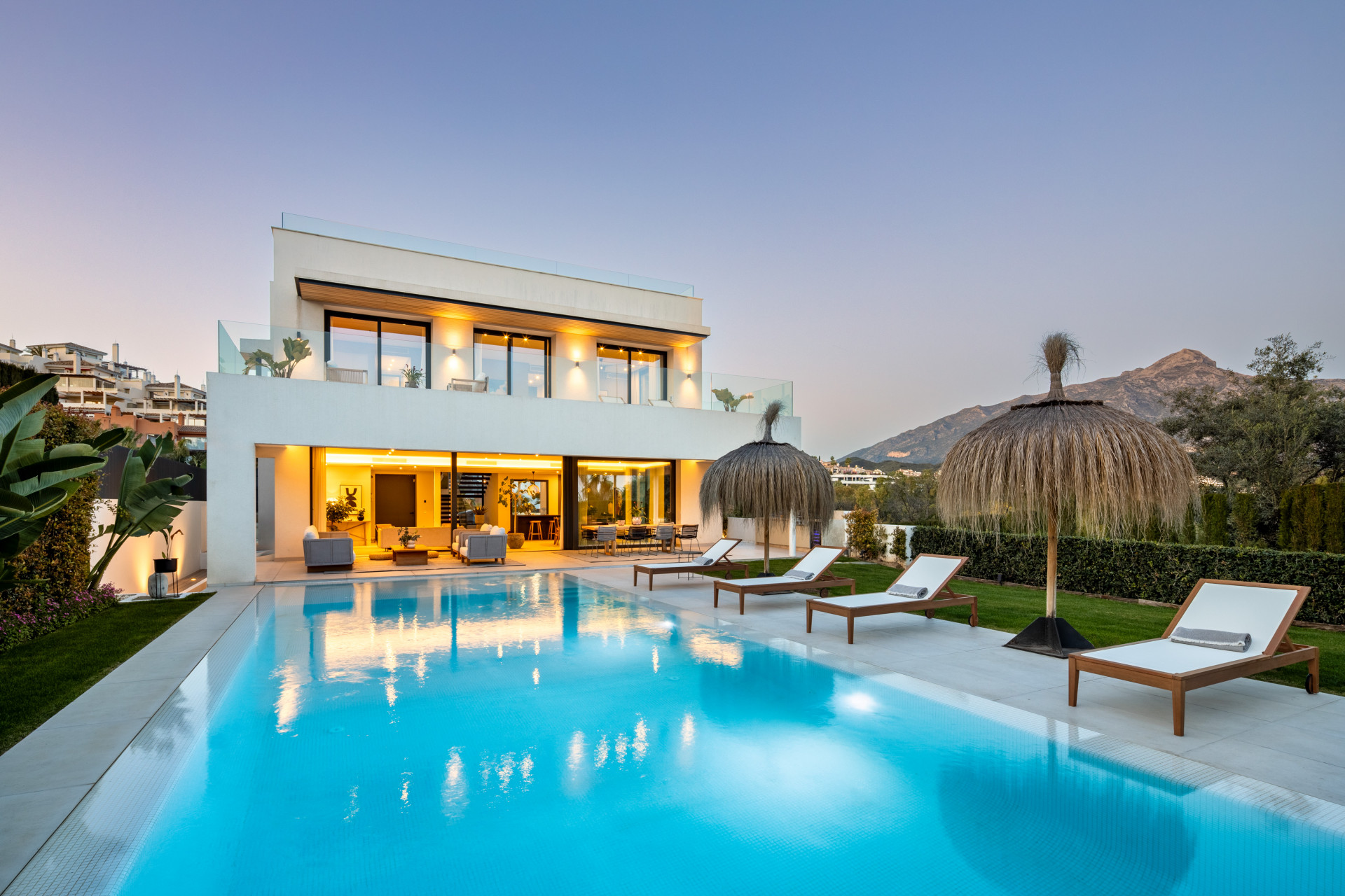 Villa in Nueva Andalucia