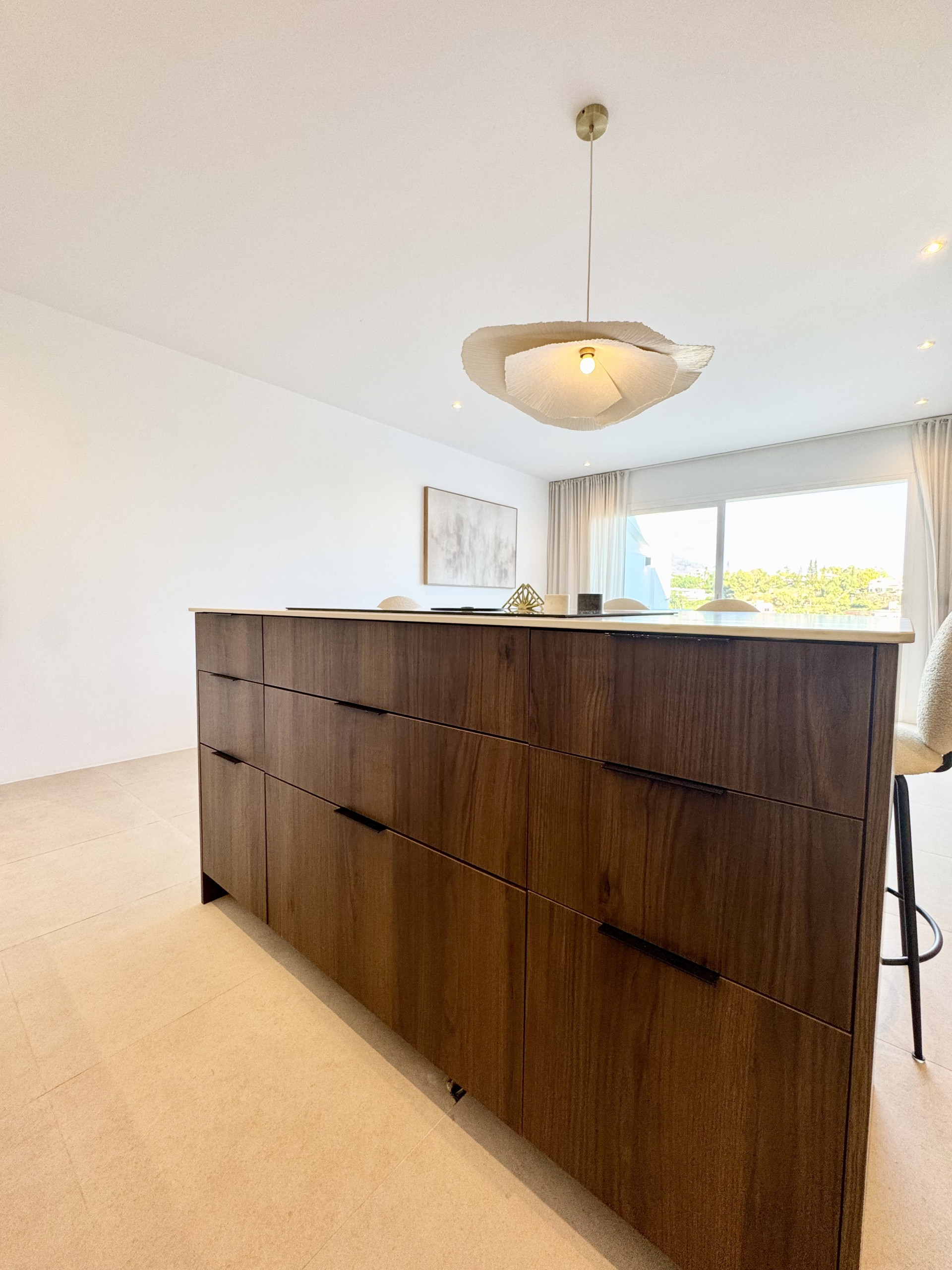 3 Bedroom Penthouse in Benahavís - Photo 17