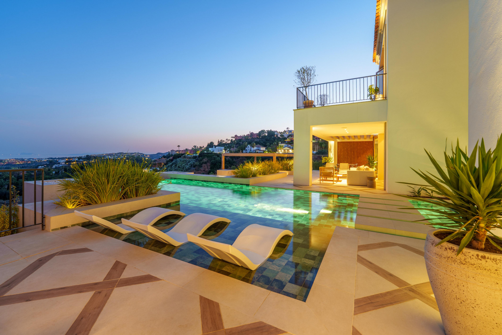 5 Bedroom Villa in Benahavís - Foto 14