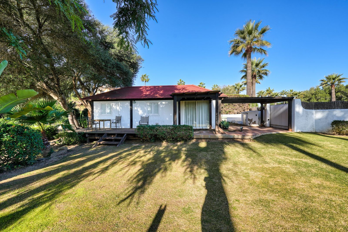 5 Bedroom Villa in Sotogrande - Photo 9