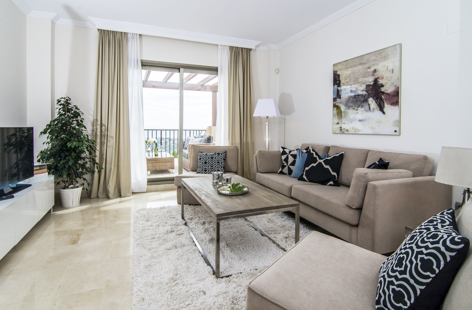 2 Bedroom Apartment in Benahavís - Foto 18