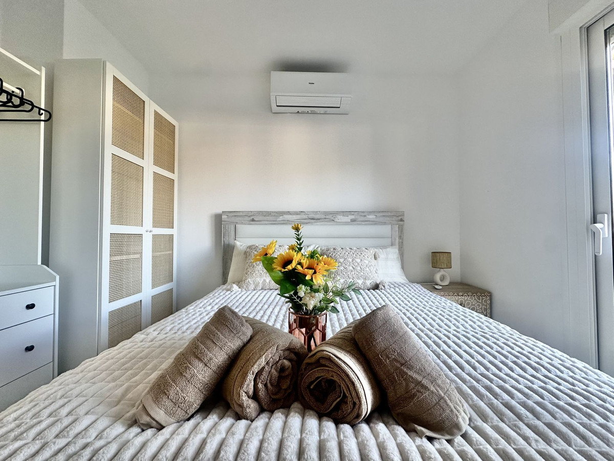 2 Bedroom Apartment in Mijas - Photo 16