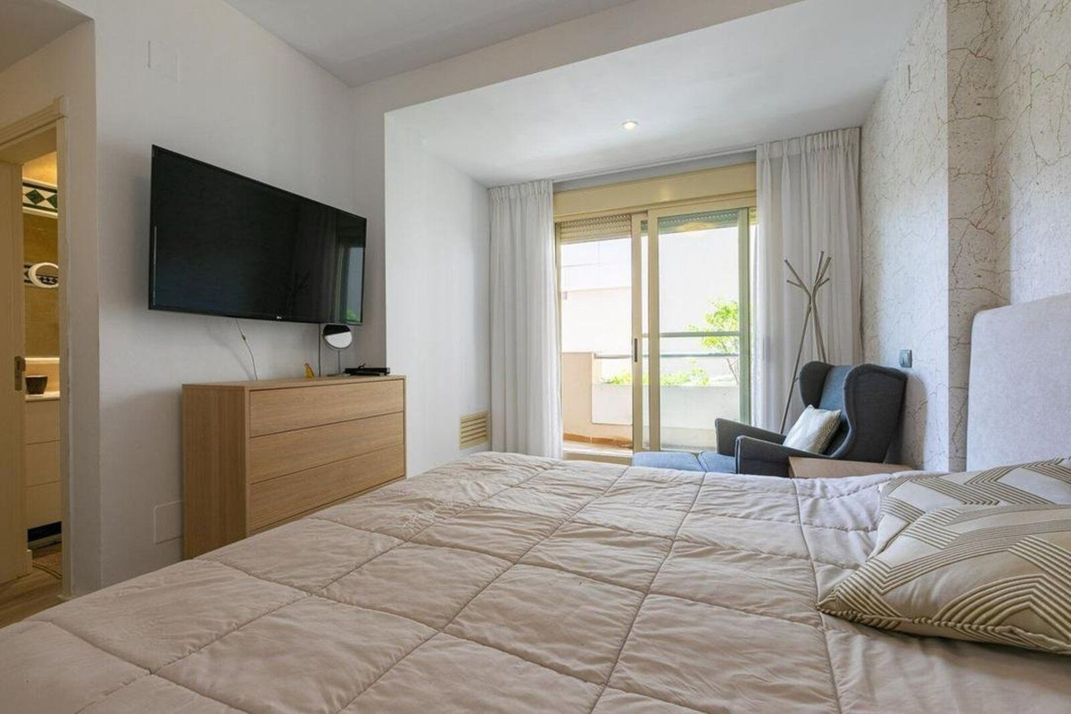 2 Bedroom Apartment in Marbella - Photo 14