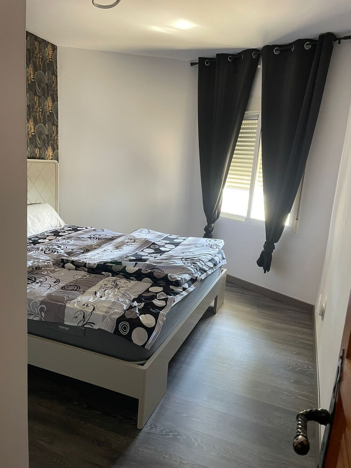 2 Bedroom Apartment in Marbella - Photo 11