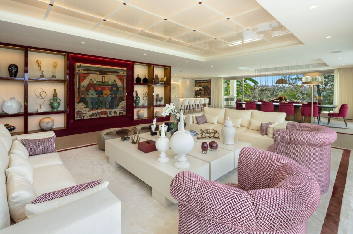 6 Bedroom Villa in Marbella - Photo 6
