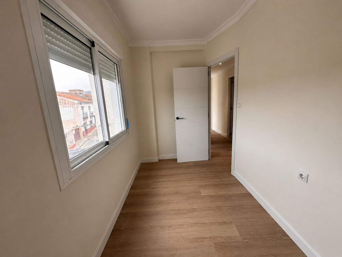 3 Bedroom Apartment in Vélez-Málaga - Photo 10