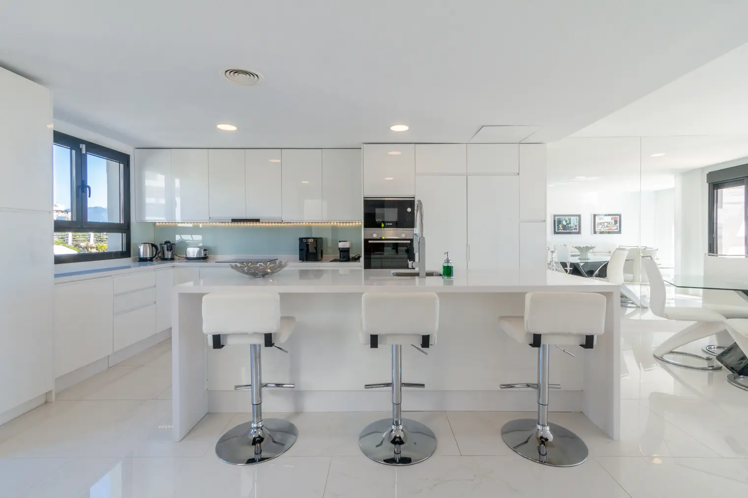 3 Bedroom Townhouse in Estepona - Photo 16