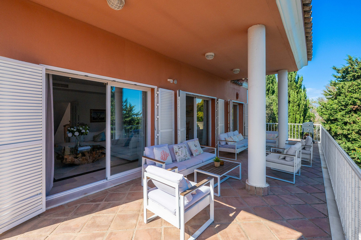5 Bedroom Villa in Sotogrande - Photo 18